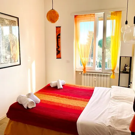 Kiran Lounge Apartment *